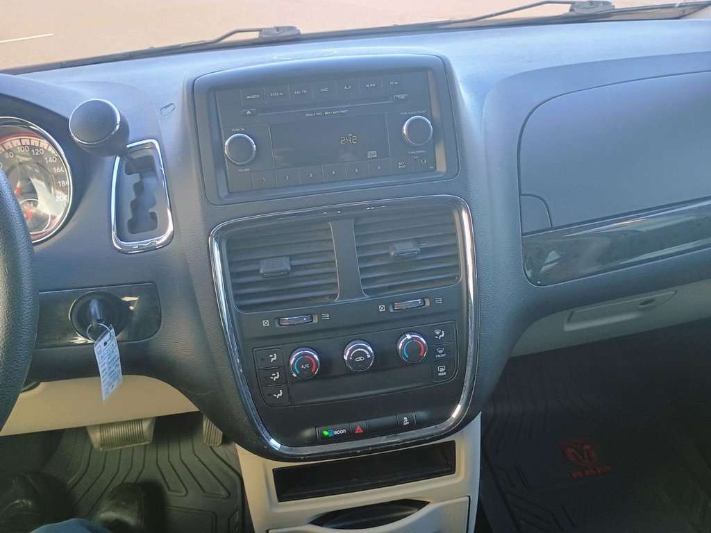 2019 Dodge GRAND CARAVAN CANADA VALUE PACKAGE in New Glasgow, Nova Scotia - 10 - w1024h768px