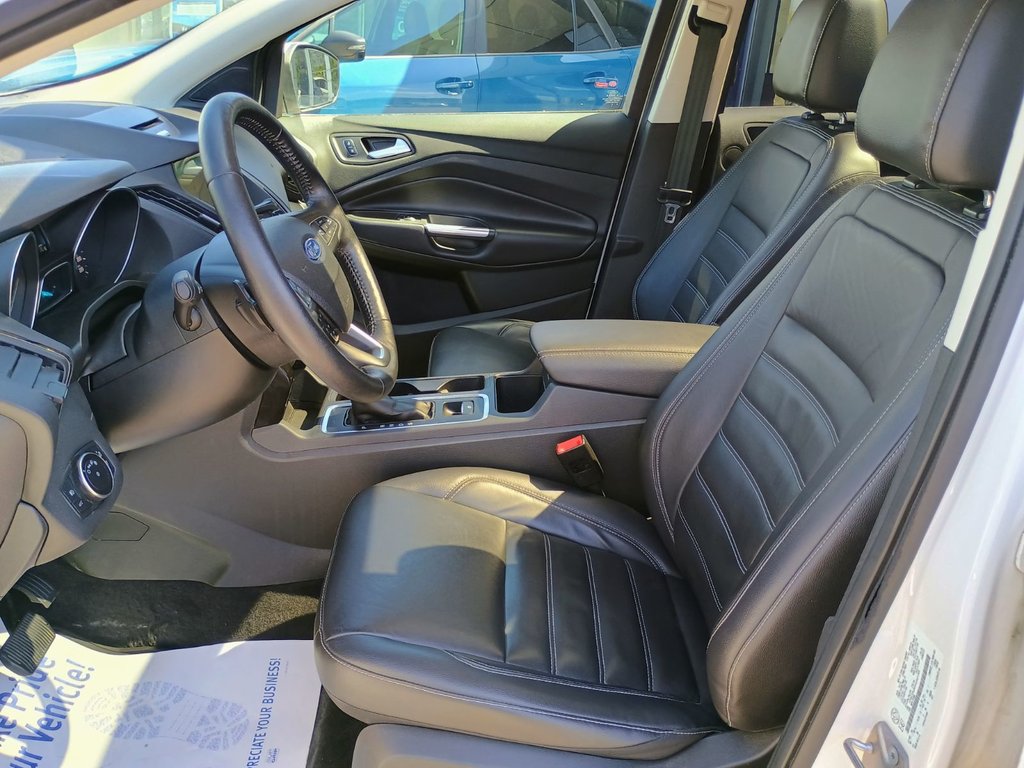 2017 Ford Escape TITANIUM in New Glasgow, Nova Scotia - 12 - w1024h768px