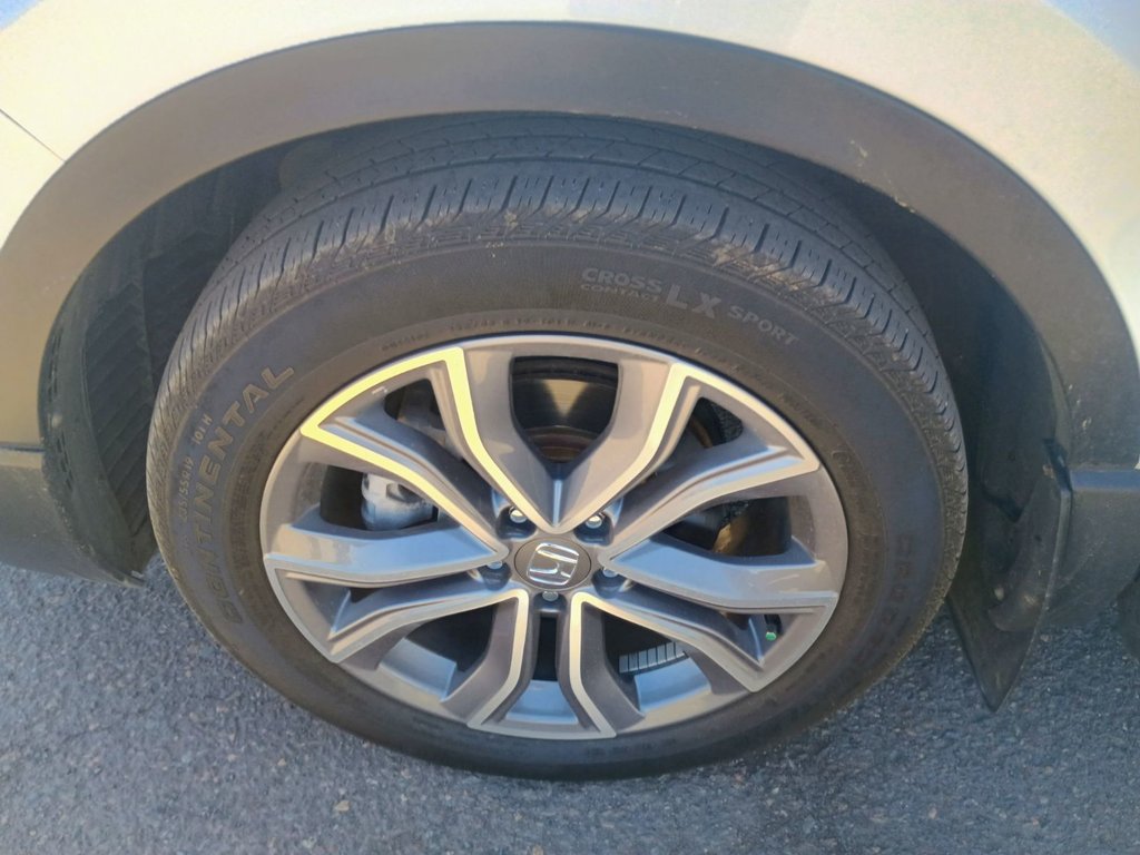 2022 Honda CR-V HYBRID TOURING in New Glasgow, Nova Scotia - 14 - w1024h768px