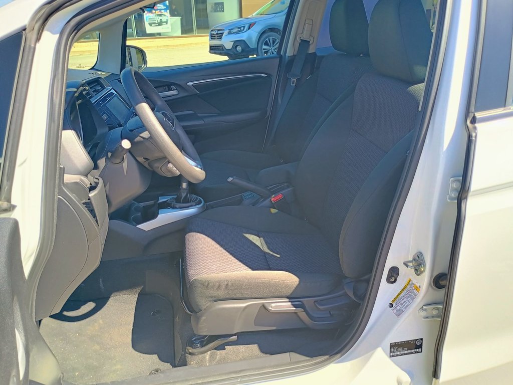 2020 Honda Fit LX in New Glasgow, Nova Scotia - 13 - w1024h768px