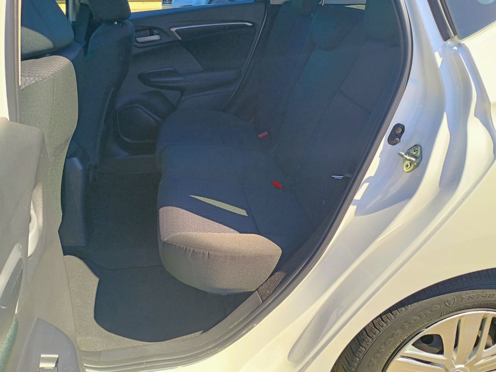 2020 Honda Fit LX in New Glasgow, Nova Scotia - 14 - w1024h768px