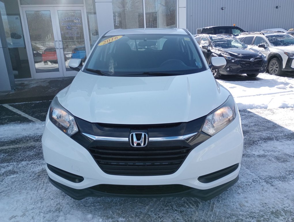 2016 Honda HR-V LX in New Glasgow, Nova Scotia - 9 - w1024h768px