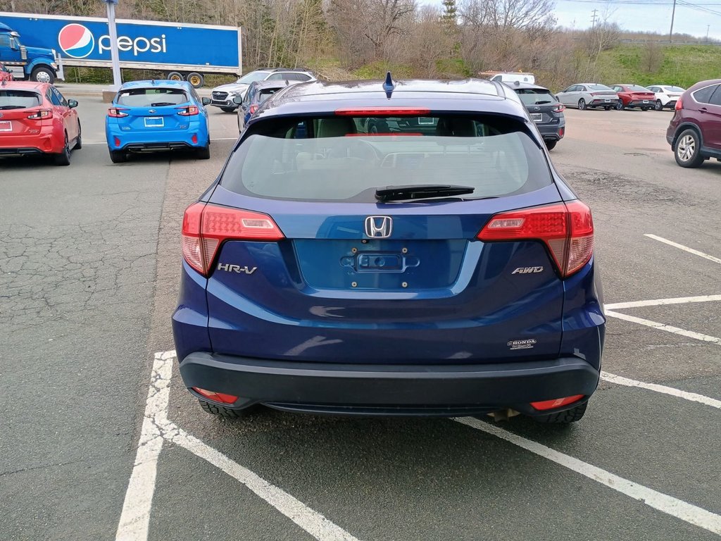 2016 Honda HR-V LX in New Glasgow, Nova Scotia - 4 - w1024h768px