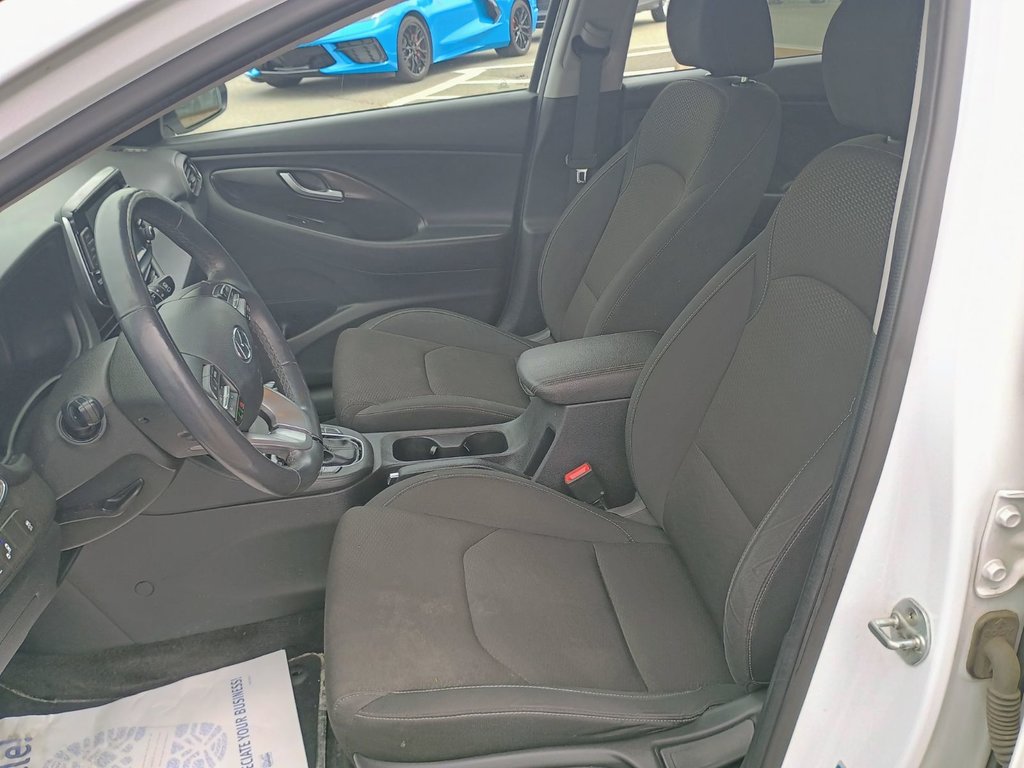 2020 Hyundai Elantra GT PREFERRED in New Glasgow, Nova Scotia - 12 - w1024h768px