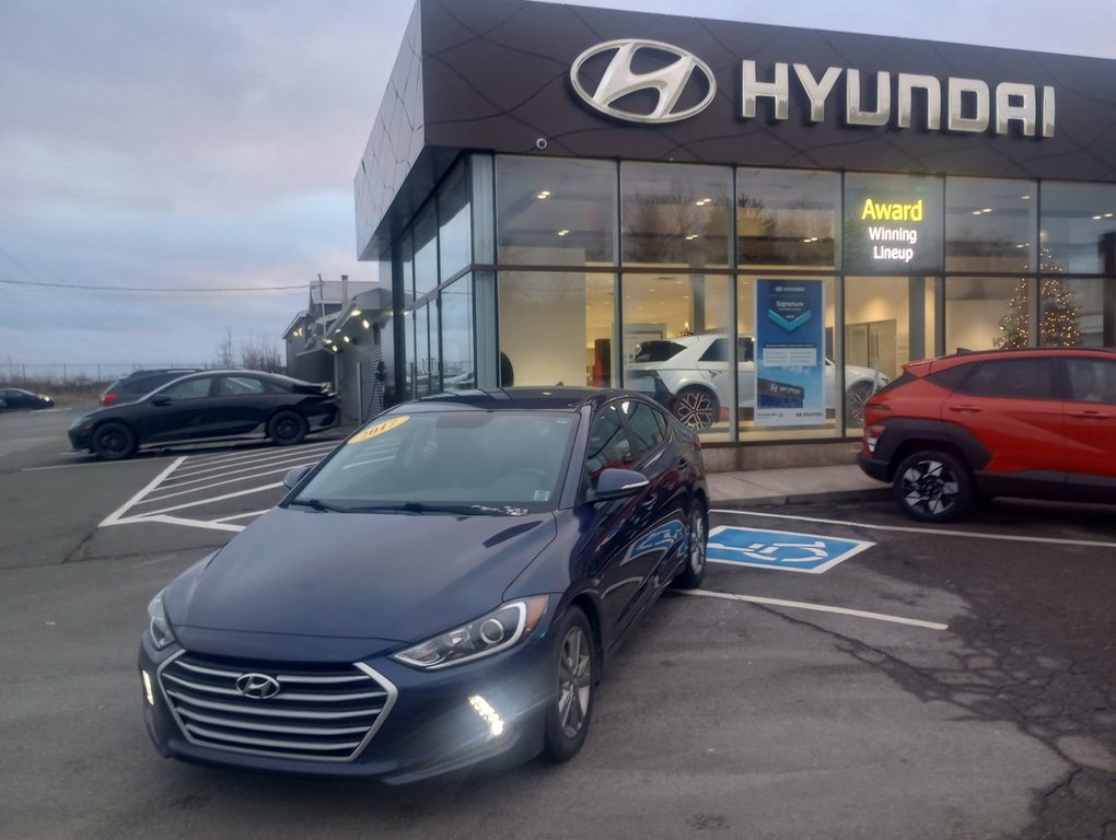 2017 Hyundai Elantra BASE in New Glasgow, Nova Scotia - 1 - w1024h768px