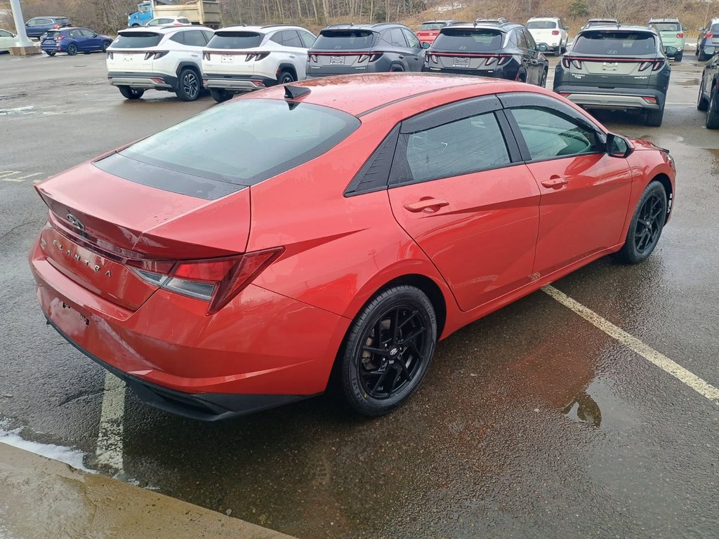 2021 Hyundai ELANTRA PREFERRED W/SUN & TECH PACKAGE in New Glasgow, Nova Scotia - 5 - w1024h768px