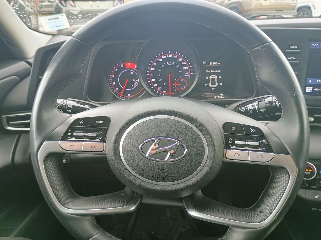 2021 Hyundai ELANTRA PREFERRED W/SUN & TECH PACKAGE in New Glasgow, Nova Scotia - 11 - w1024h768px