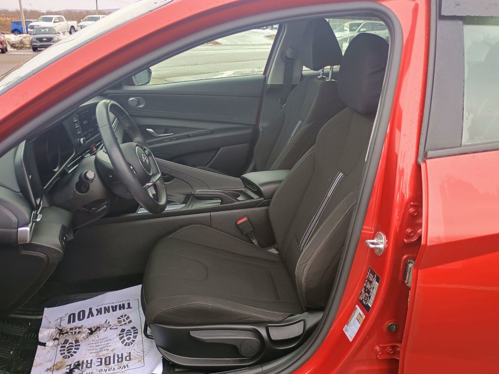 2021 Hyundai ELANTRA PREFERRED W/SUN & TECH PACKAGE in New Glasgow, Nova Scotia - 12 - w1024h768px