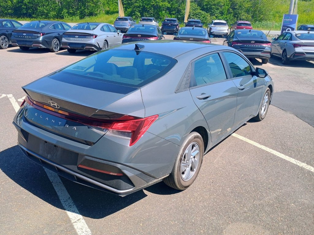 2024 Hyundai ELANTRA ESSENTIAL in New Glasgow, Nova Scotia - 5 - w1024h768px