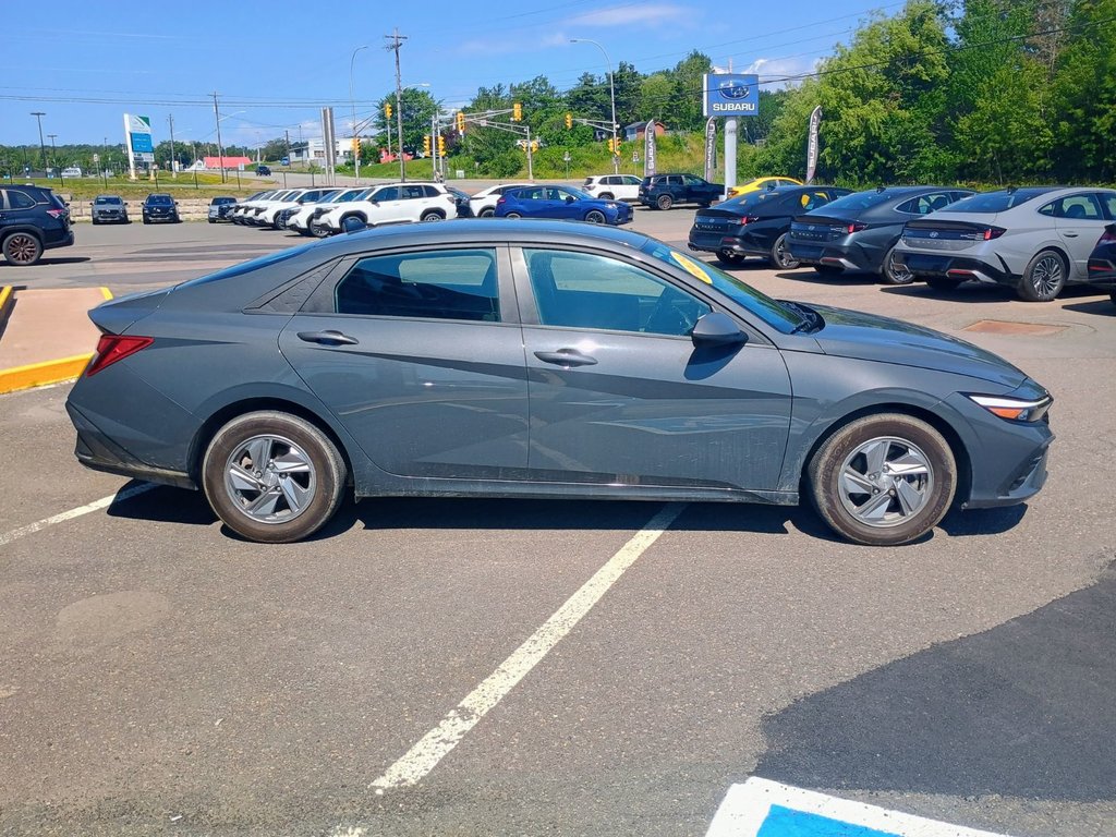 2024 Hyundai ELANTRA ESSENTIAL in New Glasgow, Nova Scotia - 6 - w1024h768px
