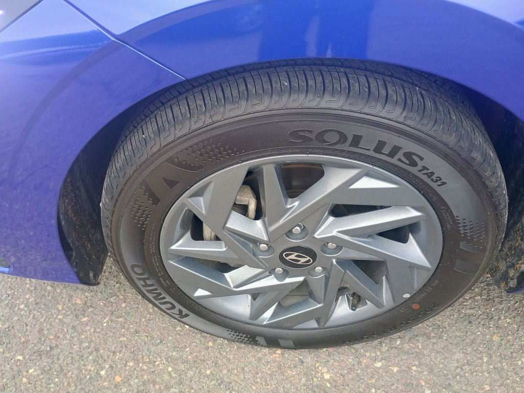 2024 Hyundai ELANTRA PREFERRED in New Glasgow, Nova Scotia - 14 - w1024h768px