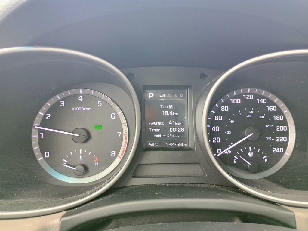 2018 Hyundai Santa Fe Sport BASE in New Glasgow, Nova Scotia - 10 - w1024h768px