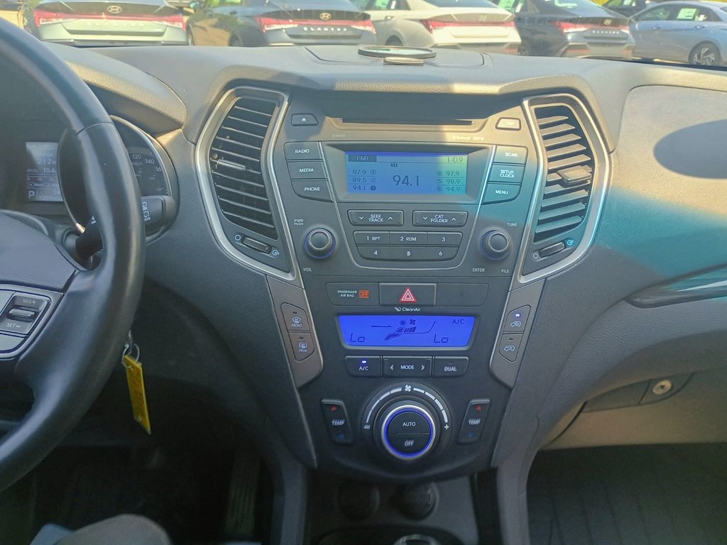 Hyundai SANTA FE BASE 2015 à New Glasgow, Nouvelle-Écosse - 10 - w1024h768px