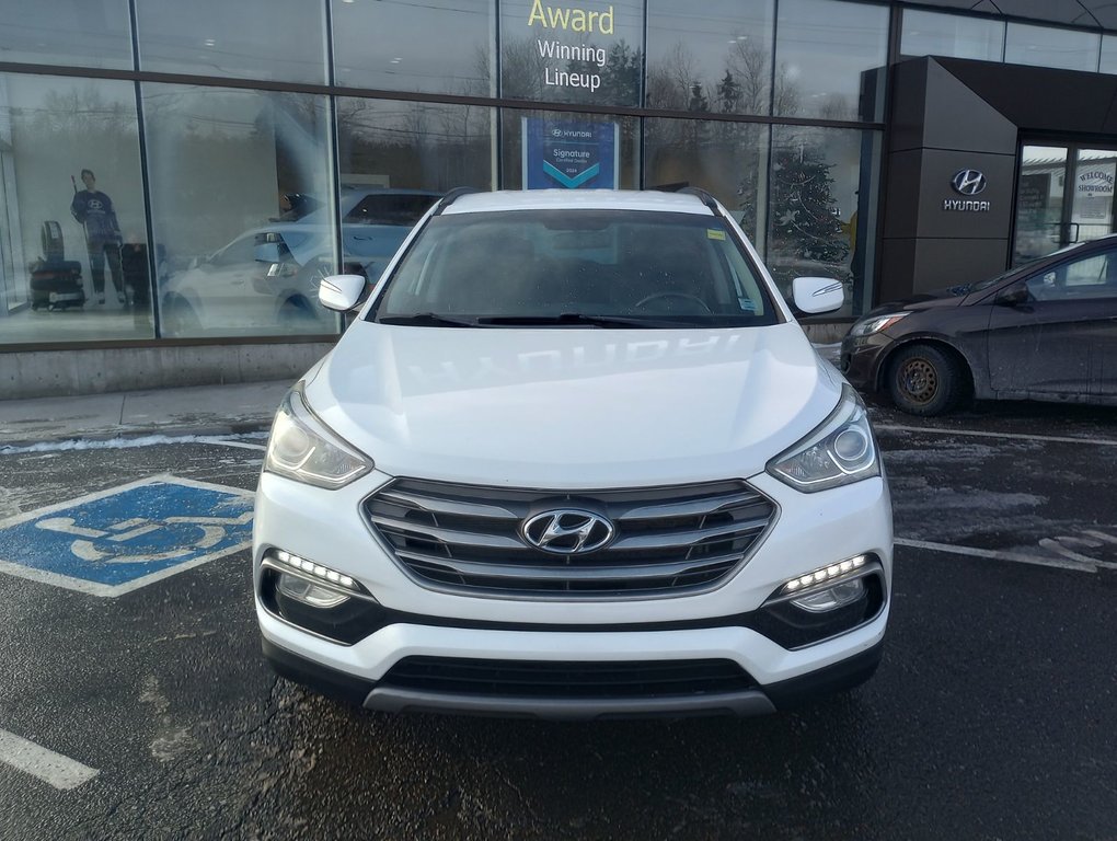 2017 Hyundai Santa Fe BASE in New Glasgow, Nova Scotia - 8 - w1024h768px