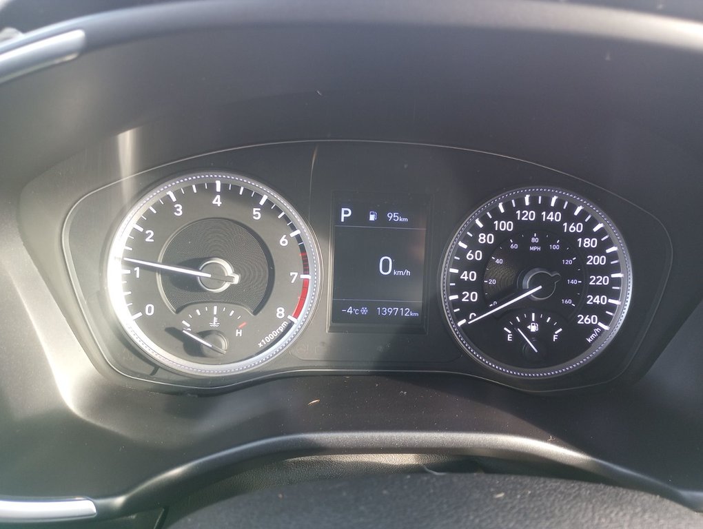 2020 Hyundai Santa Fe PREFERRED in New Glasgow, Nova Scotia - 11 - w1024h768px