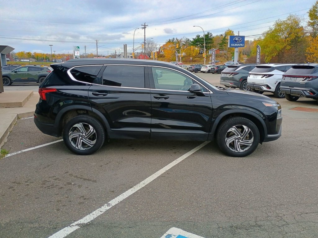 2021 Hyundai SANTA FE ESSENTIAL in New Glasgow, Nova Scotia - 6 - w1024h768px
