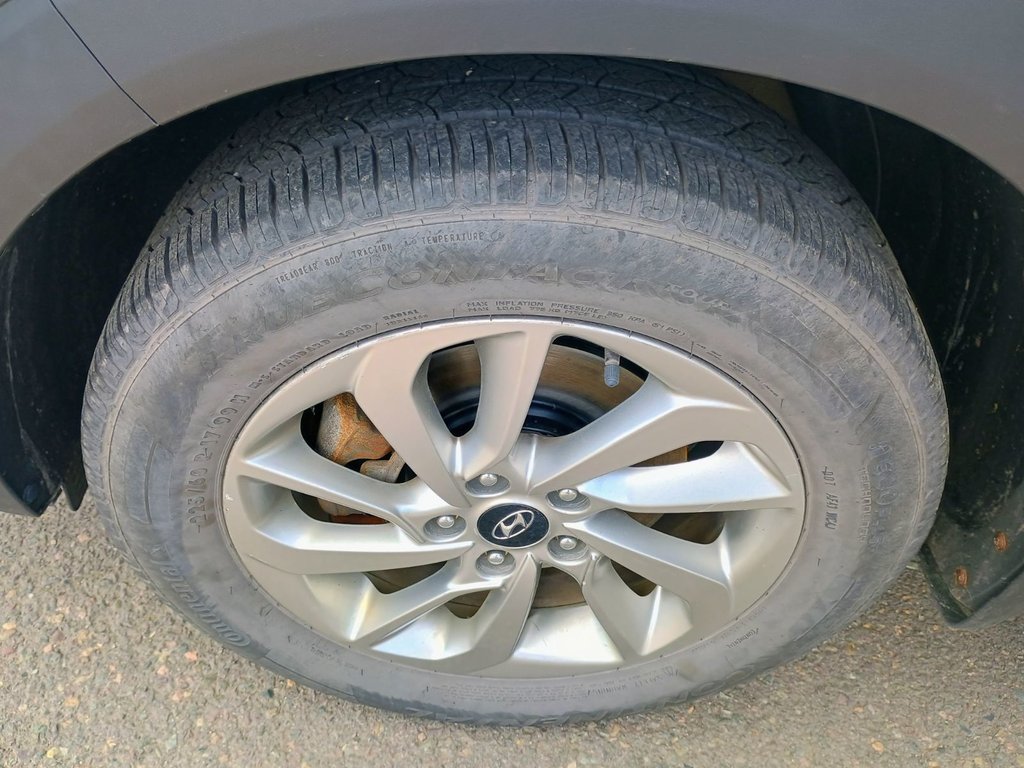 2016 Hyundai TUCSON LUXURY in New Glasgow, Nova Scotia - 13 - w1024h768px