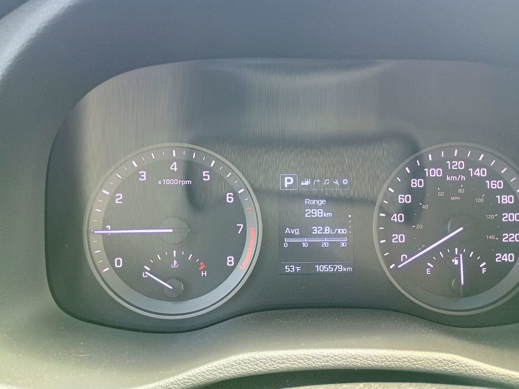 2016 Hyundai TUCSON LUXURY in New Glasgow, Nova Scotia - 9 - w1024h768px