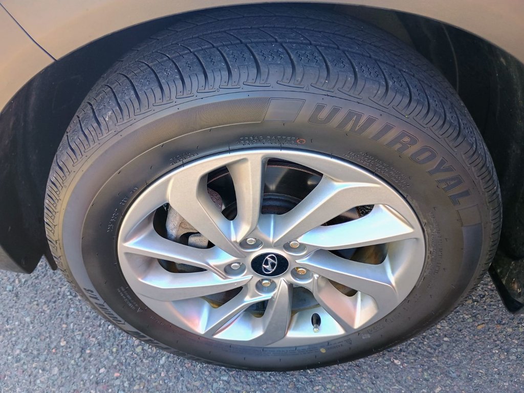 2018 Hyundai Tucson LUXURY in New Glasgow, Nova Scotia - 14 - w1024h768px