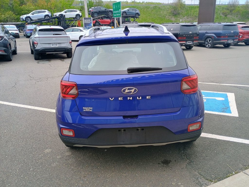 Hyundai Venue BASE 2021 à New Glasgow, Nouvelle-Écosse - 4 - w1024h768px