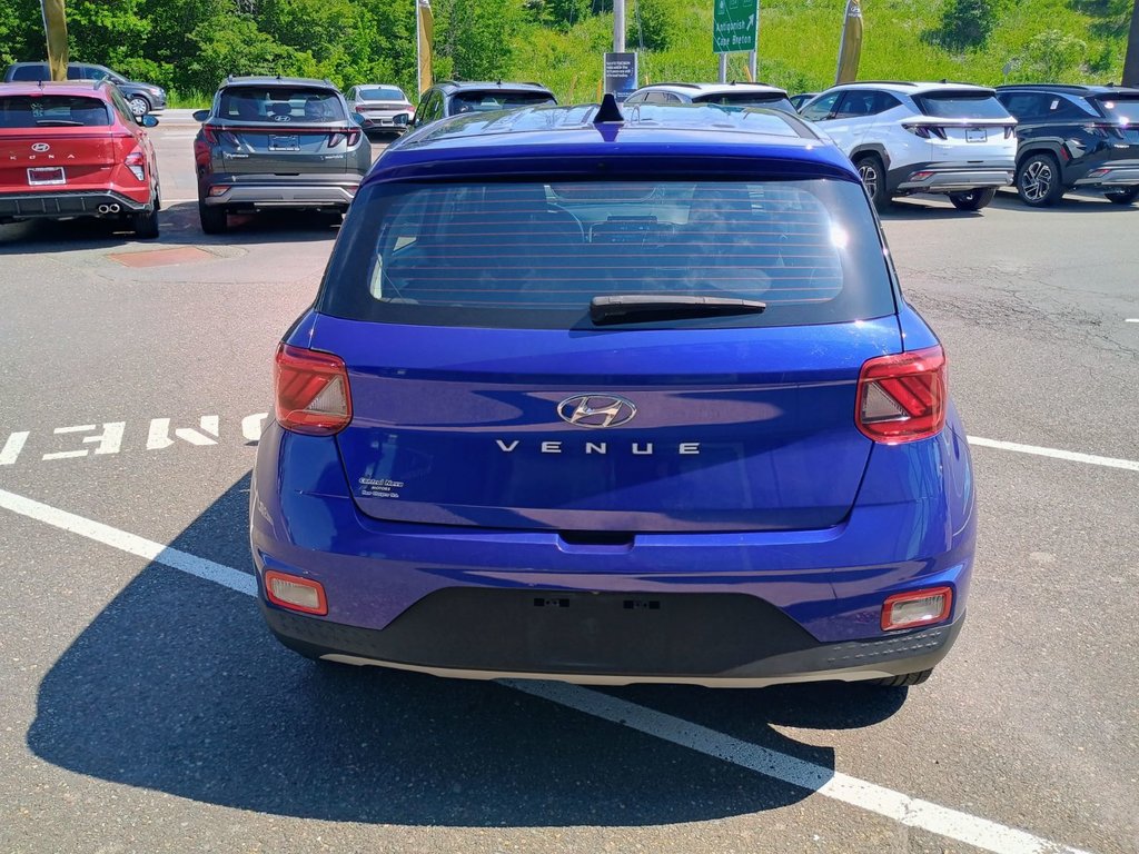 Hyundai Venue ESSENTIAL 2021 à New Glasgow, Nouvelle-Écosse - 4 - w1024h768px