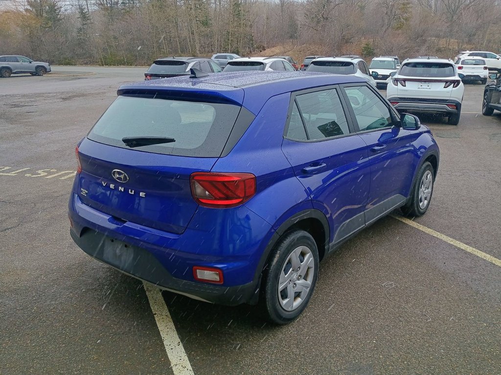Hyundai VENUE ESSENTIAL 2022 à New Glasgow, Nouvelle-Écosse - 5 - w1024h768px