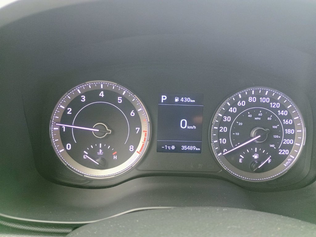 Hyundai VENUE ESSENTIAL 2022 à New Glasgow, Nouvelle-Écosse - 9 - w1024h768px