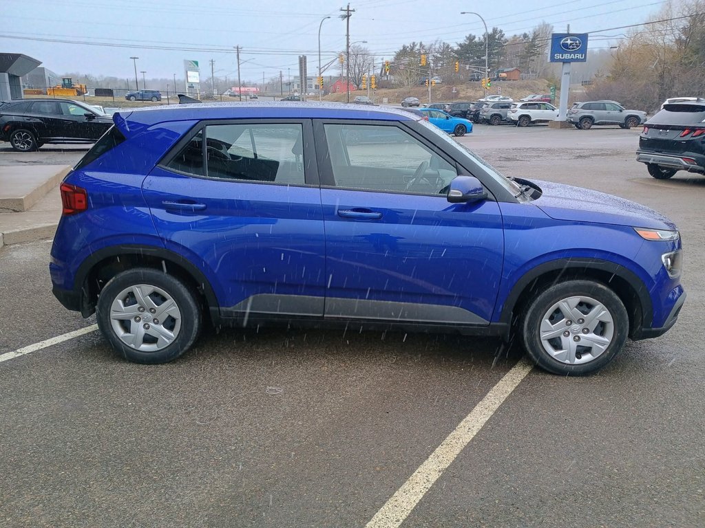 Hyundai VENUE ESSENTIAL 2022 à New Glasgow, Nouvelle-Écosse - 6 - w1024h768px