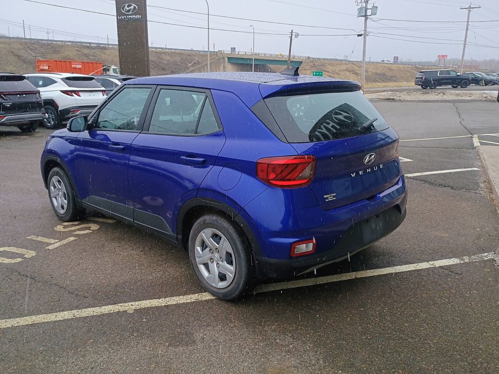 Hyundai VENUE ESSENTIAL 2022 à New Glasgow, Nouvelle-Écosse - 3 - w1024h768px