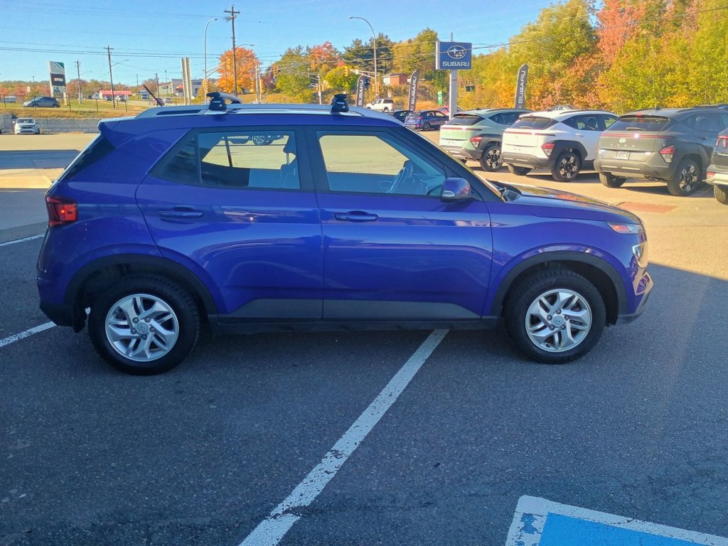 2023 Hyundai VENUE PREFERRED in New Glasgow, Nova Scotia - 6 - w1024h768px