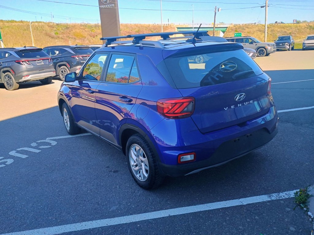 2023 Hyundai VENUE PREFERRED in New Glasgow, Nova Scotia - 3 - w1024h768px