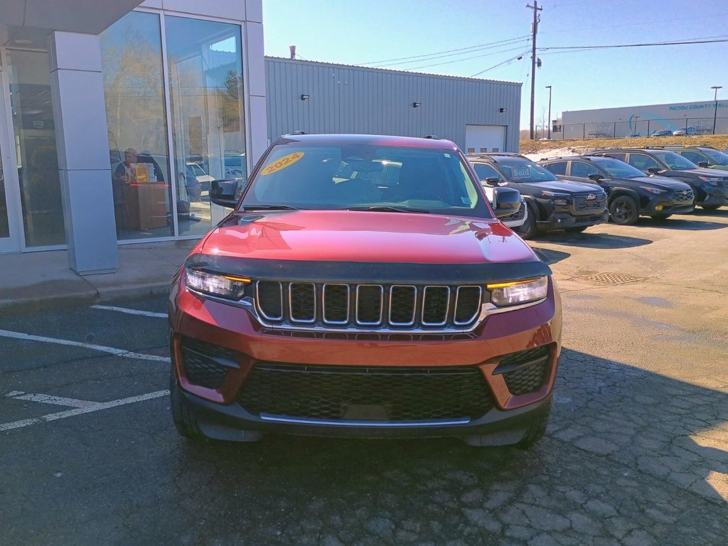 2024 Jeep GRAND CHEROKEE LAREDO in New Glasgow, Nova Scotia - 6 - w1024h768px