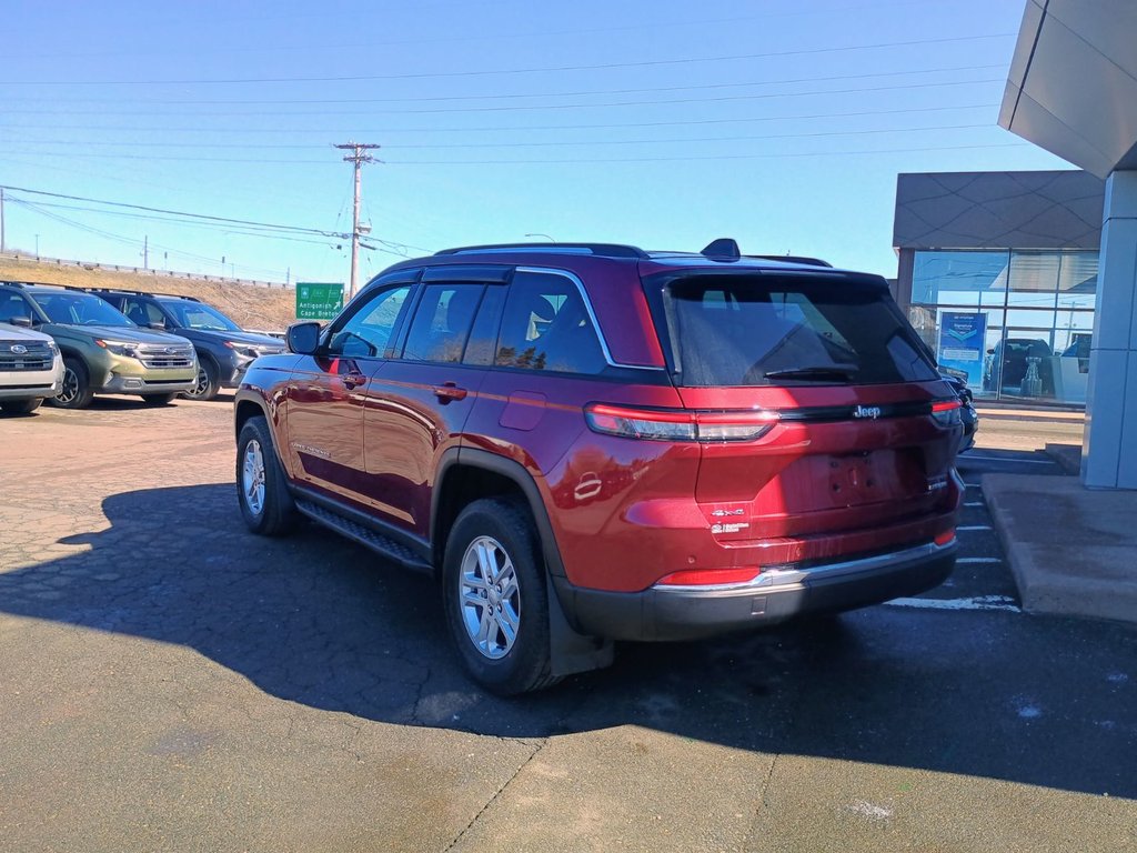 2024 Jeep GRAND CHEROKEE LAREDO in New Glasgow, Nova Scotia - 1 - w1024h768px