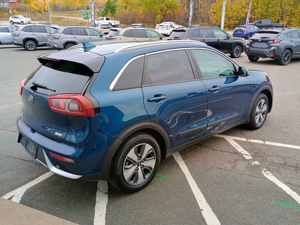 2018 Kia NIRO EX PREMIUM in New Glasgow, Nova Scotia - 5 - w1024h768px