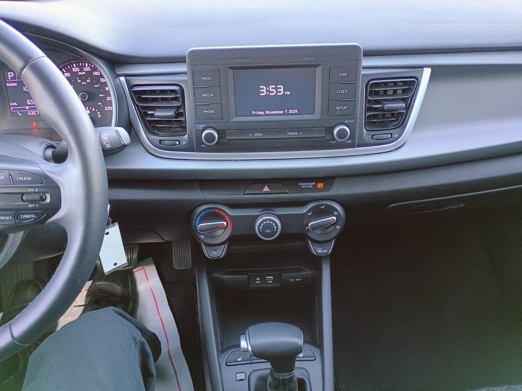 2018 Kia RIO 5-DOOR LX+ in New Glasgow, Nova Scotia - 10 - w1024h768px