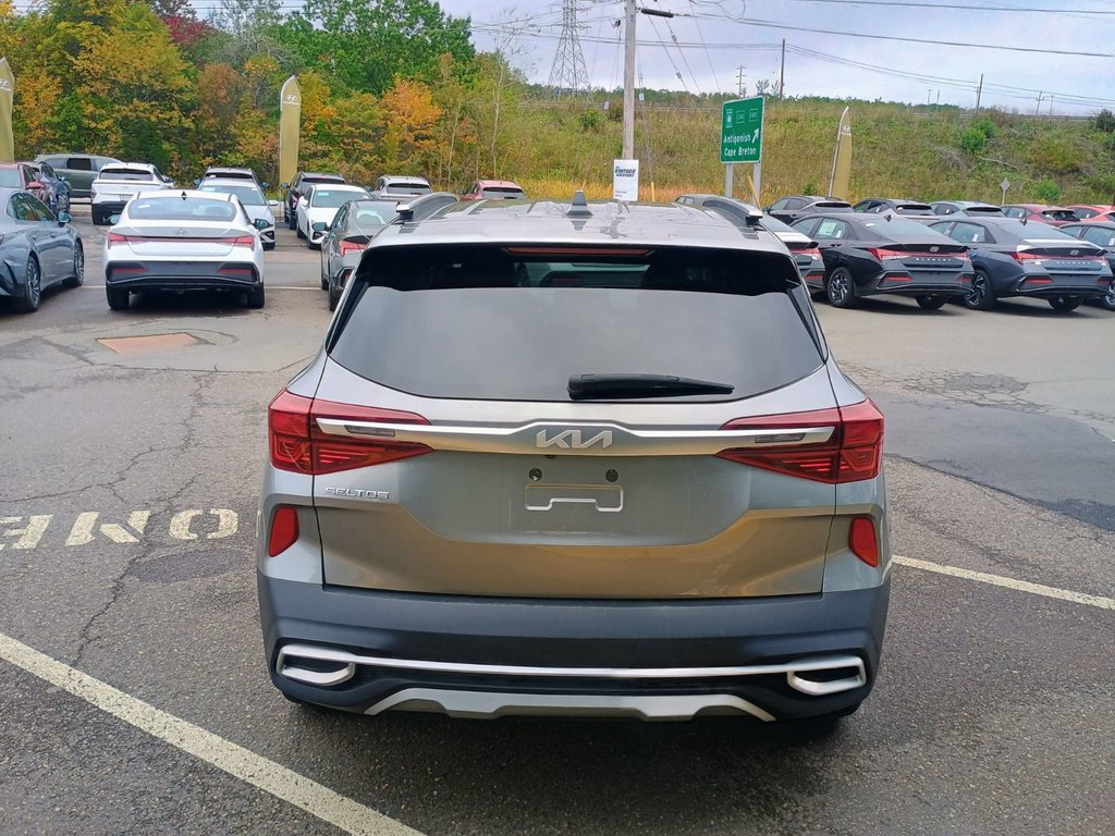 2023 Kia SELTOS EX in New Glasgow, Nova Scotia - 4 - w1024h768px