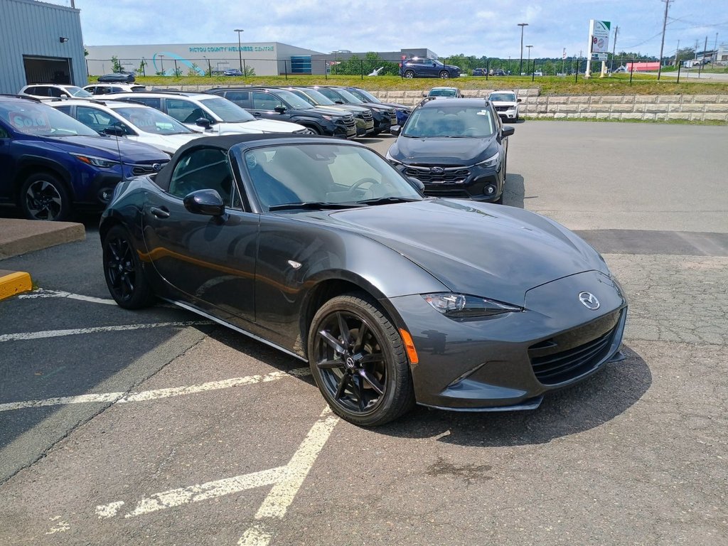2020 Mazda MX-5 GS in New Glasgow, Nova Scotia - 9 - w1024h768px