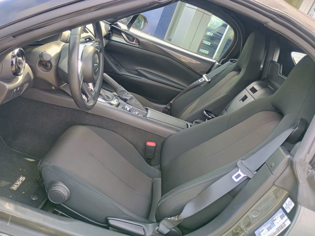 2020 Mazda MX-5 GS in New Glasgow, Nova Scotia - 14 - w1024h768px