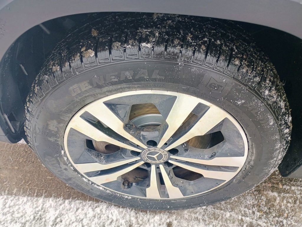 2024 Mercedes-Benz GLB 250 in New Glasgow, Nova Scotia - 15 - w1024h768px