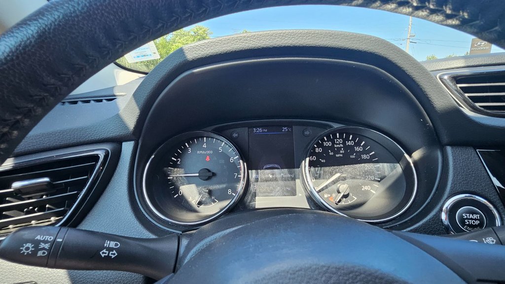 2021 Nissan Qashqai S in New Glasgow, Nova Scotia - 10 - w1024h768px