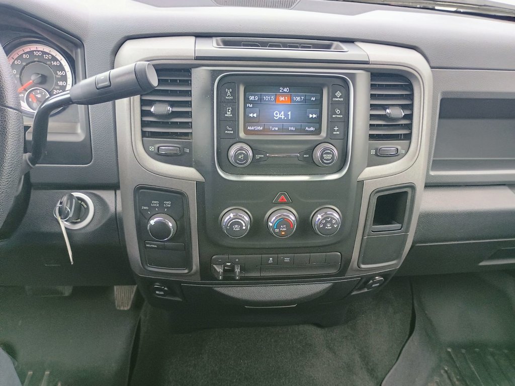 2017 Ram 1500 EXPRESS in New Glasgow, Nova Scotia - 10 - w1024h768px