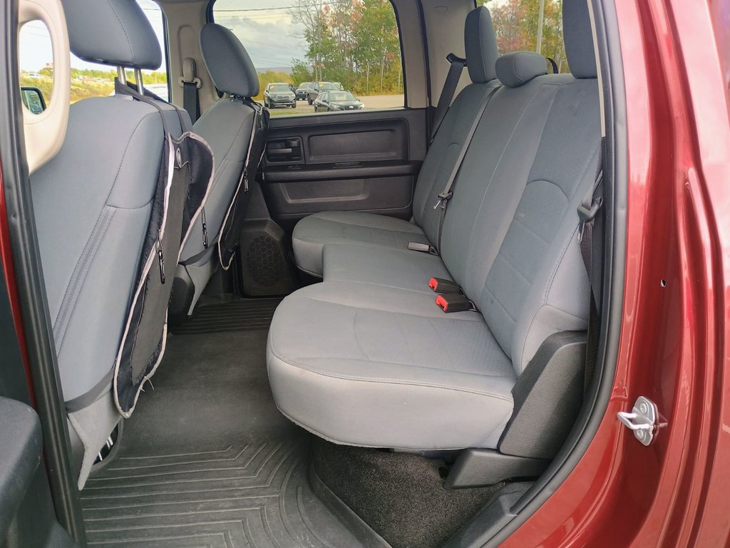 2017 Ram 1500 EXPRESS in New Glasgow, Nova Scotia - 13 - w1024h768px