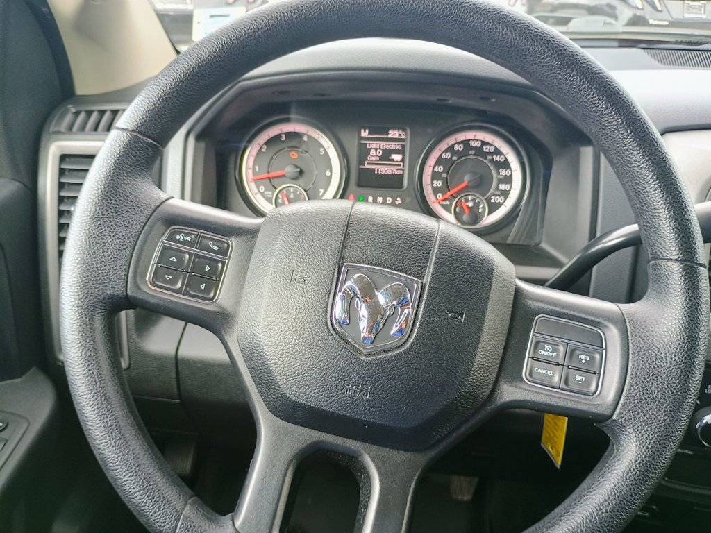 2017 Ram 1500 EXPRESS in New Glasgow, Nova Scotia - 11 - w1024h768px