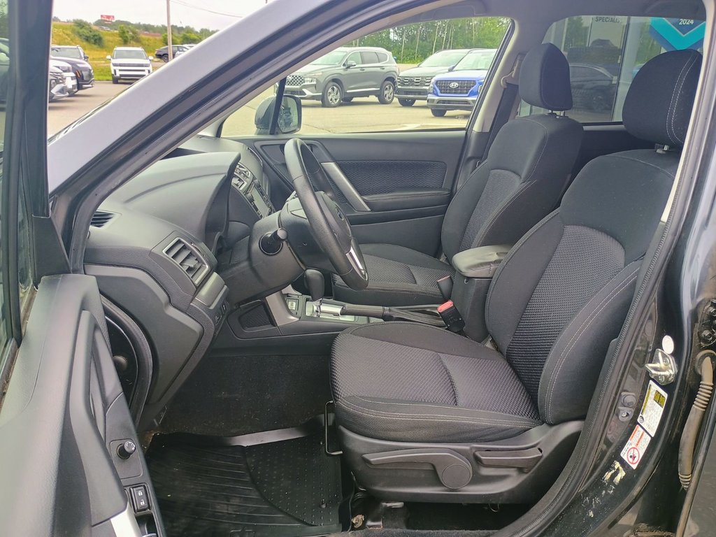 2018 Subaru Forester BASE in New Glasgow, Nova Scotia - 12 - w1024h768px