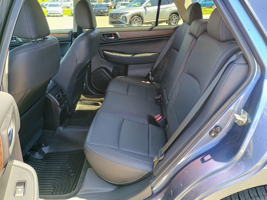 2015 Subaru Outback BASE in New Glasgow, Nova Scotia - 14 - w1024h768px