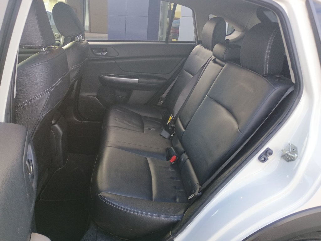 2015 Subaru XV CROSSTREK 2.0I W/LIMITED PKG in New Glasgow, Nova Scotia - 14 - w1024h768px