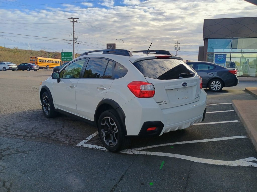 2015 Subaru XV CROSSTREK 2.0I W/LIMITED PKG in New Glasgow, Nova Scotia - 3 - w1024h768px
