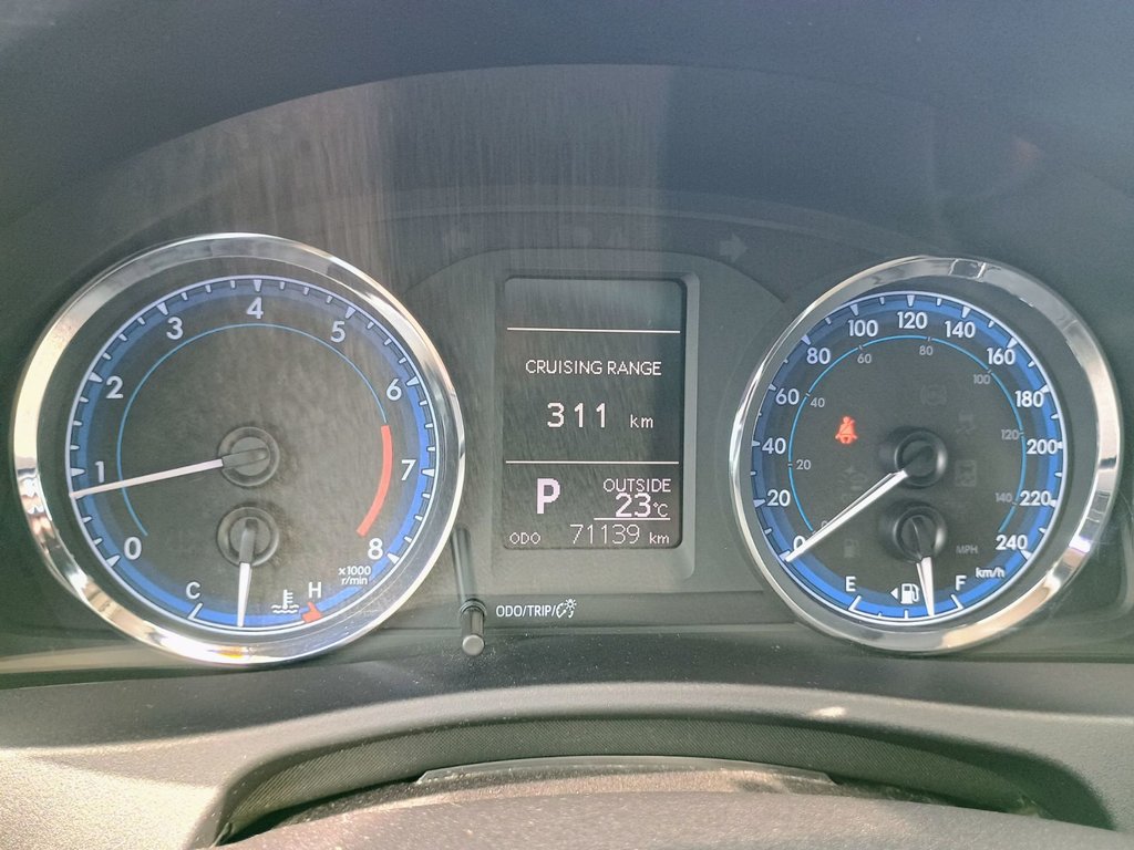 2018 Toyota Corolla LE in New Glasgow, Nova Scotia - 9 - w1024h768px