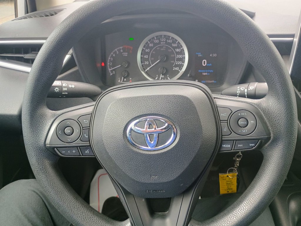 2020 Toyota COROLLA XLE in New Glasgow, Nova Scotia - 11 - w1024h768px