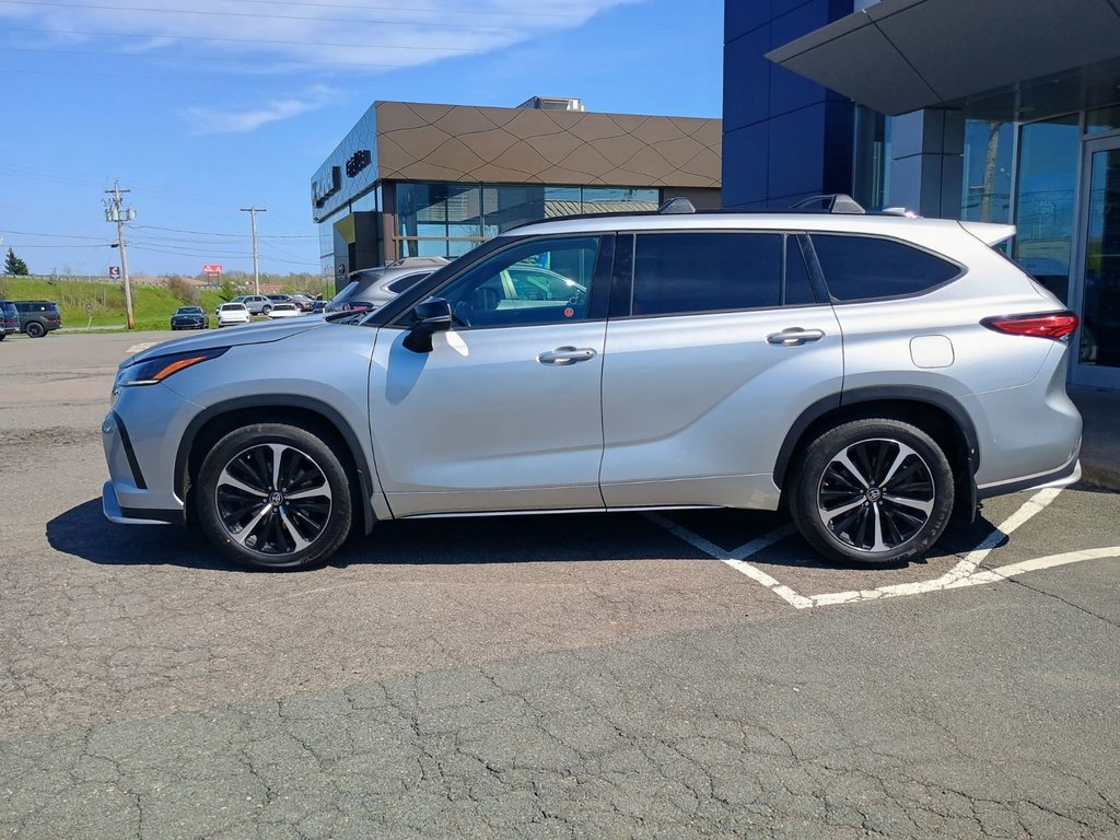 2022 Toyota Highlander XSE in New Glasgow, Nova Scotia - 2 - w1024h768px